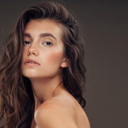 How To Take Care Of Your Wavy Hair?